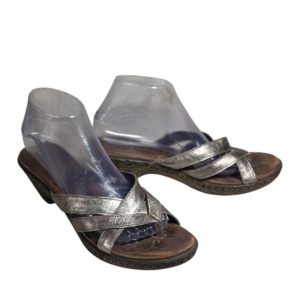 Born Rosario Metallic Gold Wedge Sandals Womens Size 9